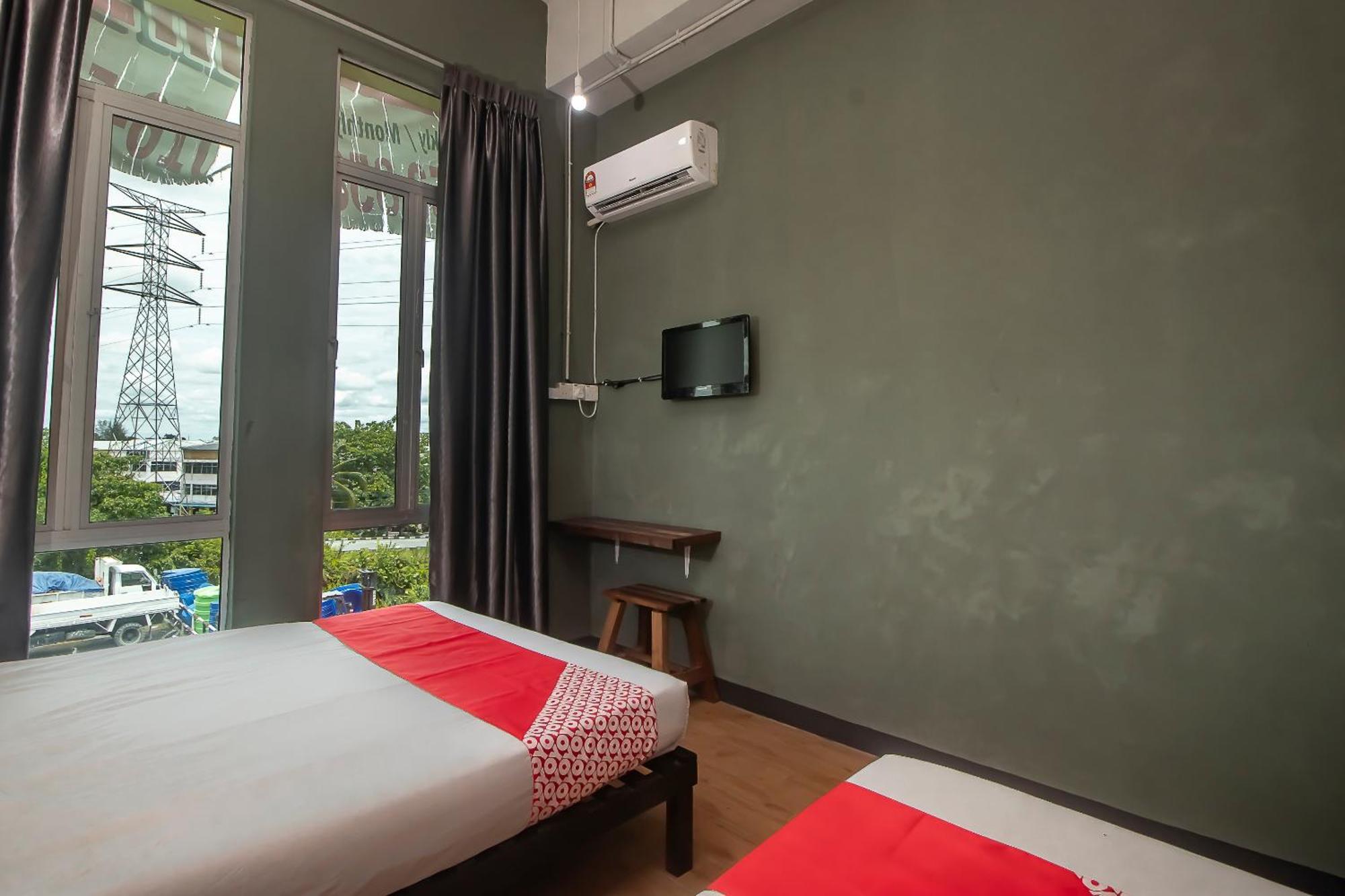 Oyo 90094 Hi Inn 3 Sibu Exterior photo