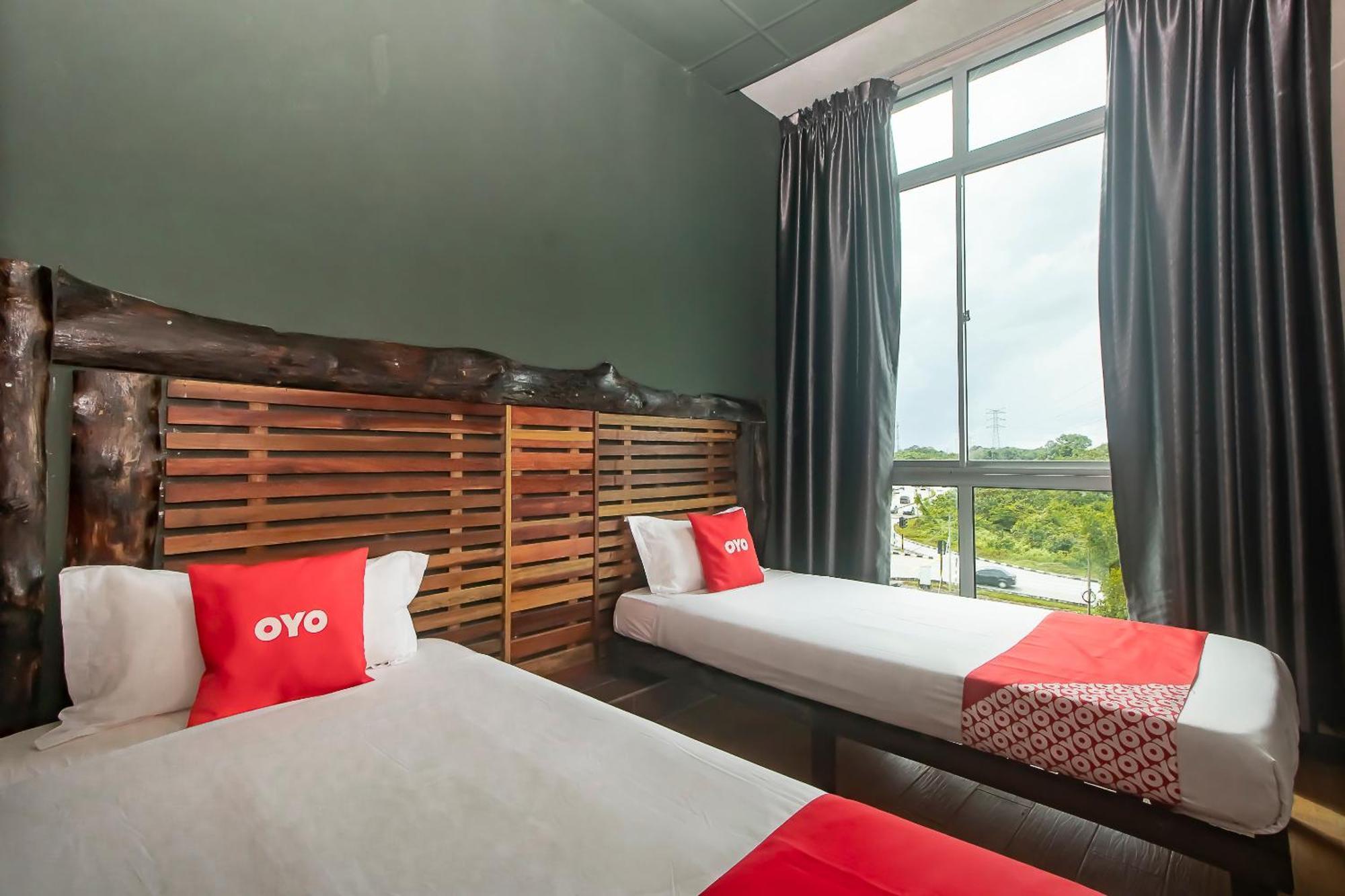 Oyo 90094 Hi Inn 3 Sibu Exterior photo